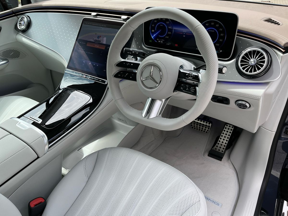 2026 Mercedes-Benz EQE - image 9