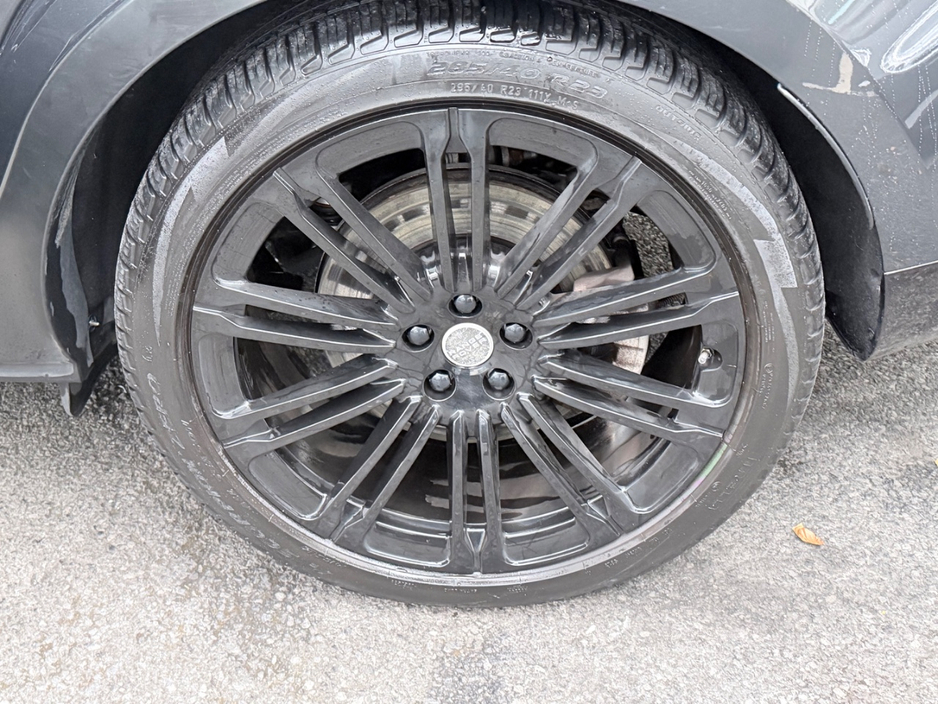2023 Land Rover Range Rover - image 5