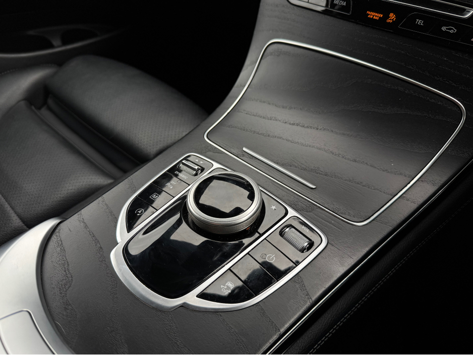 2018 Mercedes-Benz GLC Class - image 14