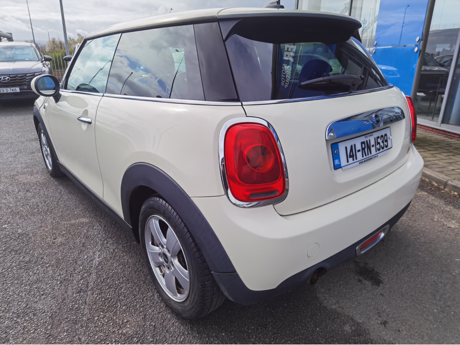 2014 MINI One - image 6