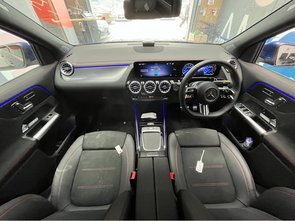 2021 Mercedes-Benz EQA - image 20