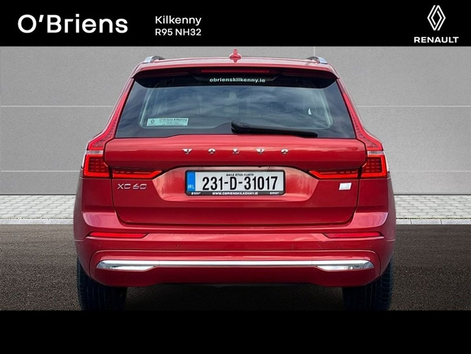 2023 Volvo XC60 - image 9