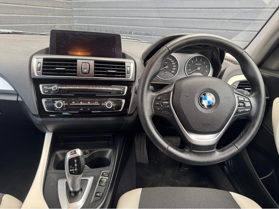 2015 BMW 1 Series 116i AUTO 5DR €11,995
