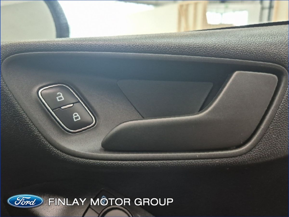 2023 Ford Fiesta - image 18