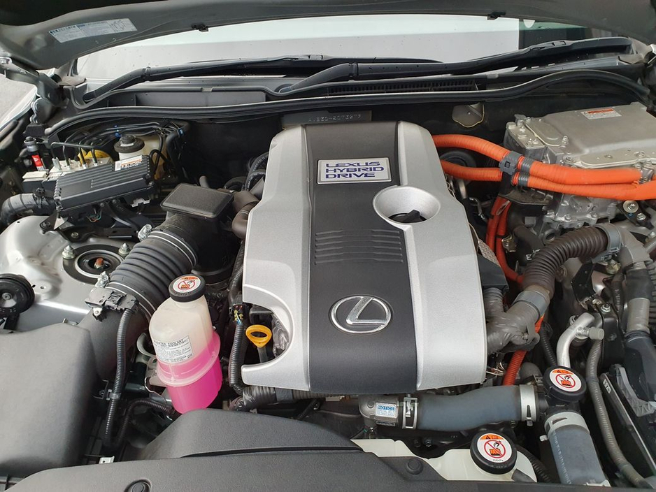 2018 Lexus IS 300 h HALF LEATHER * 2.5 SELF CHARGING HYBRID