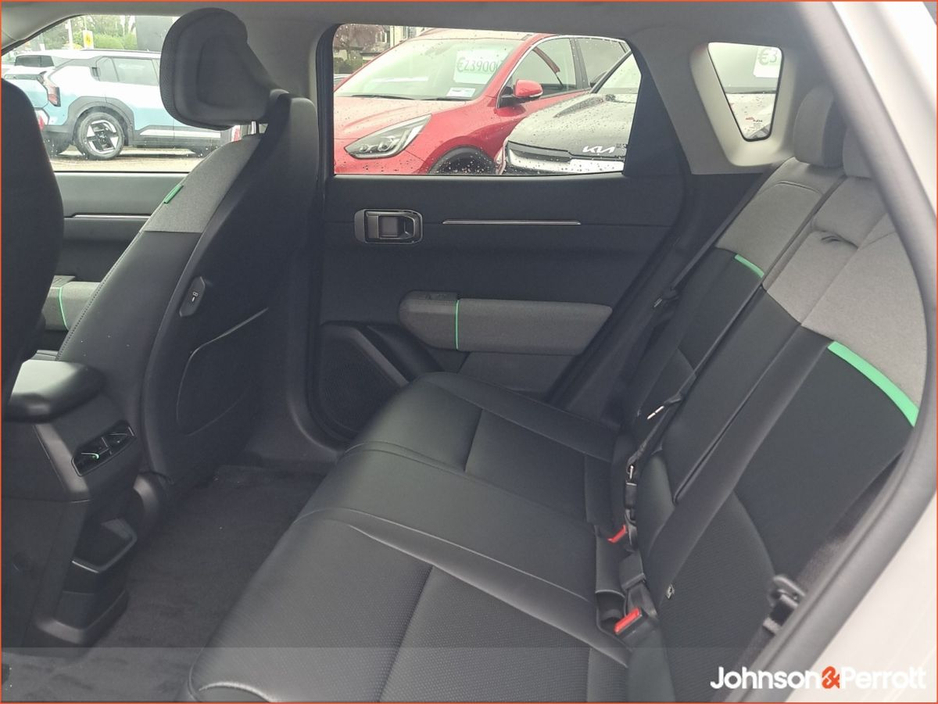 2025 Kia EV4 EV4 5 HB EARTH K3 LR 5DR AUTO