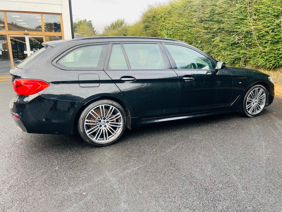 2019 BMW 5 Series ALLOYS // REVERSE CAM // PARKING SENSORS €31,950