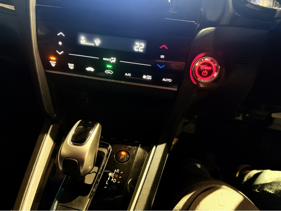 2020 Honda Shuttle 6AA-GP7 €13,500