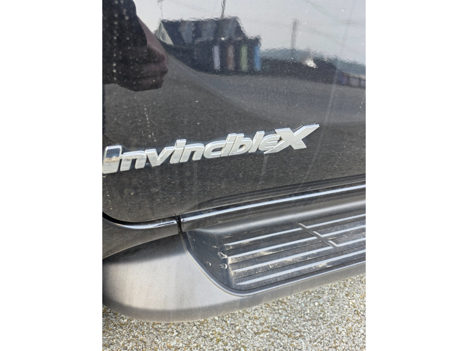 2023 Toyota Hilux - image 12