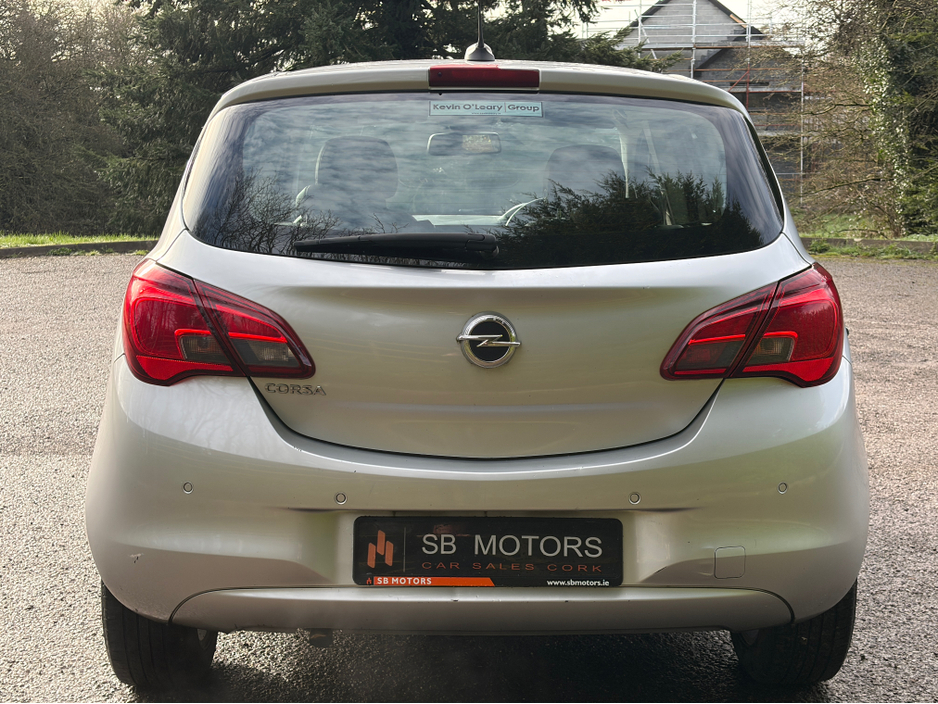 2016 Opel Corsa - image 5
