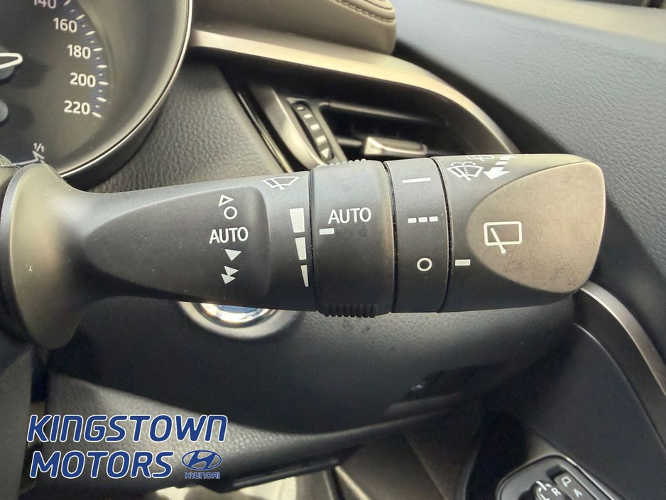 2021 Toyota C-HR - image 15