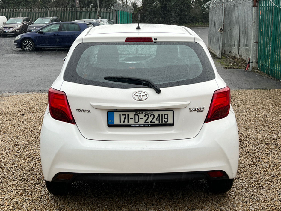 2017 Toyota Yaris ==STUNNING 1.0 LUNA//REVERSING CAMERA//NEW NCT//SERVICED== €10,950