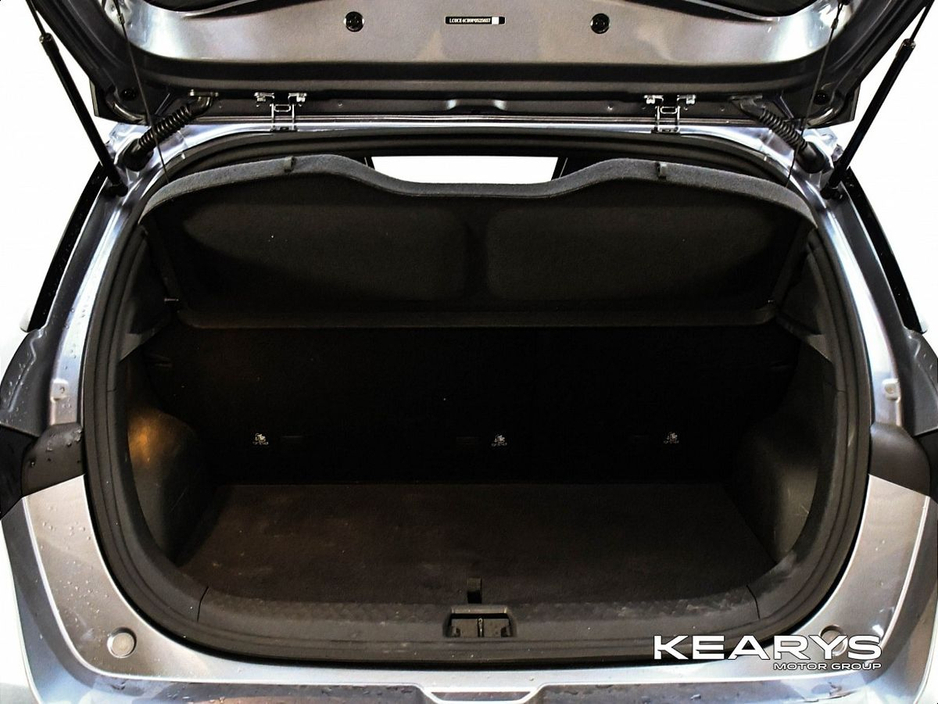 2024 BYD Dolphin - image 15