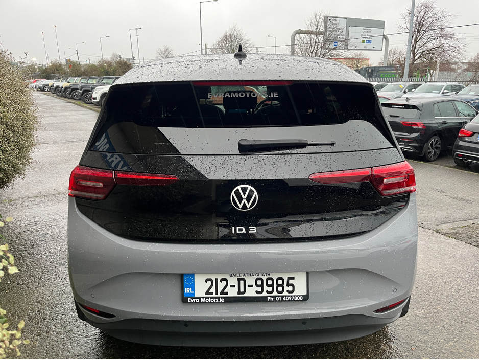 2021 Volkswagen ID.3 - image 6