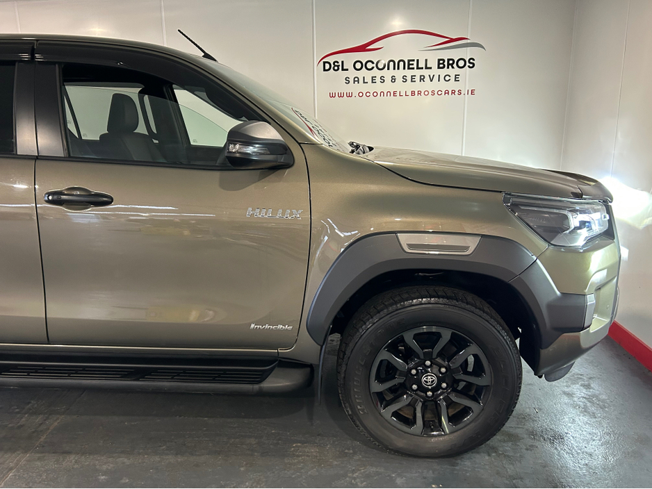 2021 Toyota Hilux - image 34
