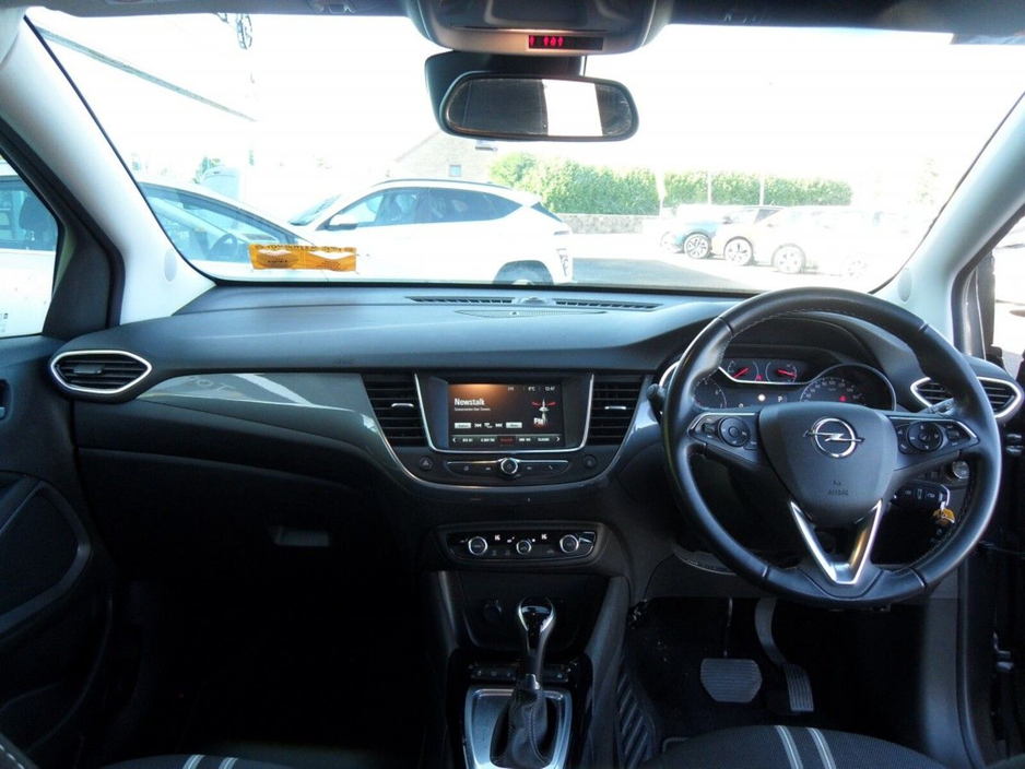 2023 Opel Crossland X - image 13