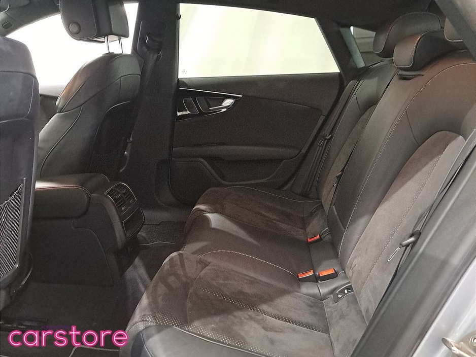 2016 Audi A7 - image 10