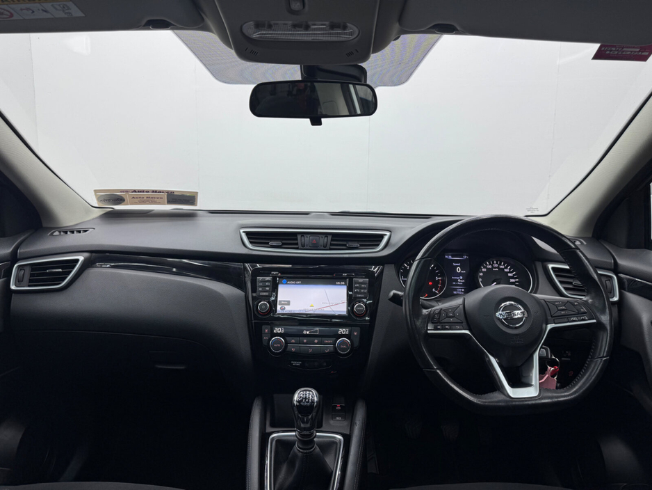 2018 Nissan Qashqai - image 8