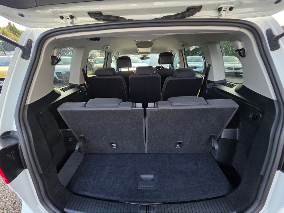 2016 Volkswagen Touran ( 162 REG ) 1.4 TSI 7 SEATER CARPLAY ANDROID AUTO LARGE TOUCH SCREEN - SPECIALISING IN IMPORTS OF GERMAN AUTOMATIC HI SPEC €16,950