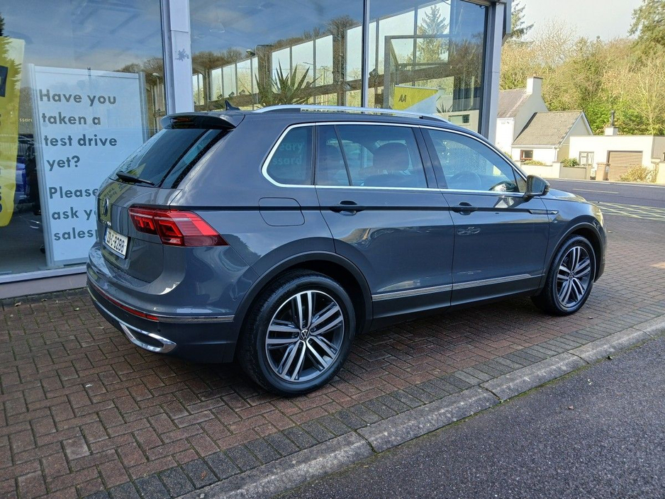 2023 Volkswagen Tiguan 2.0 TDI 150HP Elegance, Dolphin Grey, €39,950