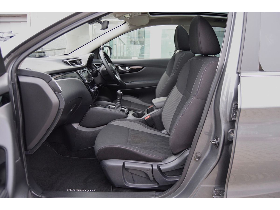 2019 Nissan Qashqai 1.3 PET SV, 12 Months Warranty €18,995