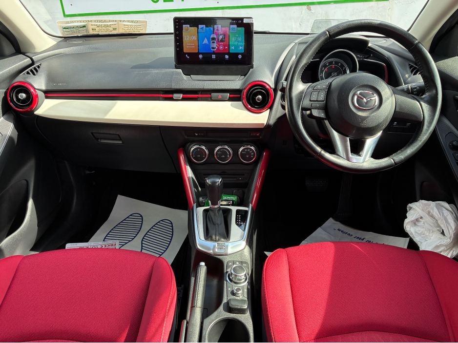 2015 Mazda Demio - image 8