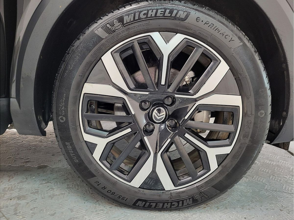 2025 Citroen C4 BEV 420 54kWh 156HP Max €28,975