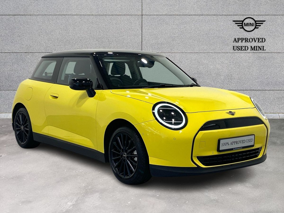 2025 MINI Hatch Cooper E €25,950