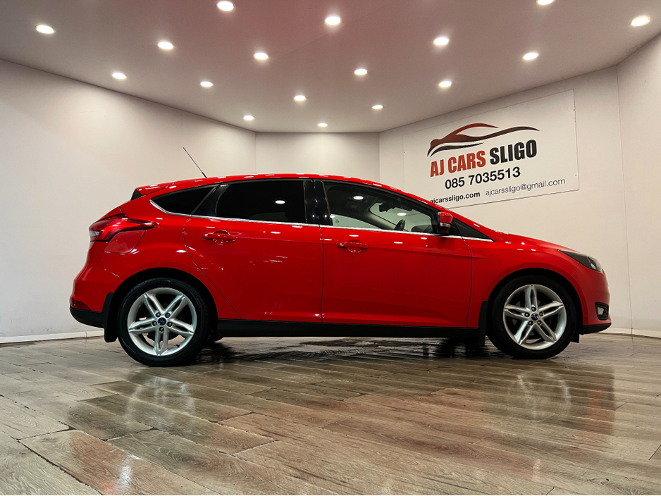 2015 Ford Focus 1.5 TDCI ZETEC 120PS 5DR €7,950