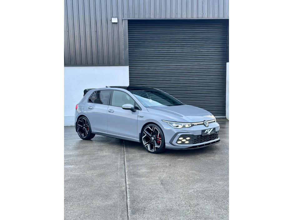 2024 Volkswagen Golf  €45,995