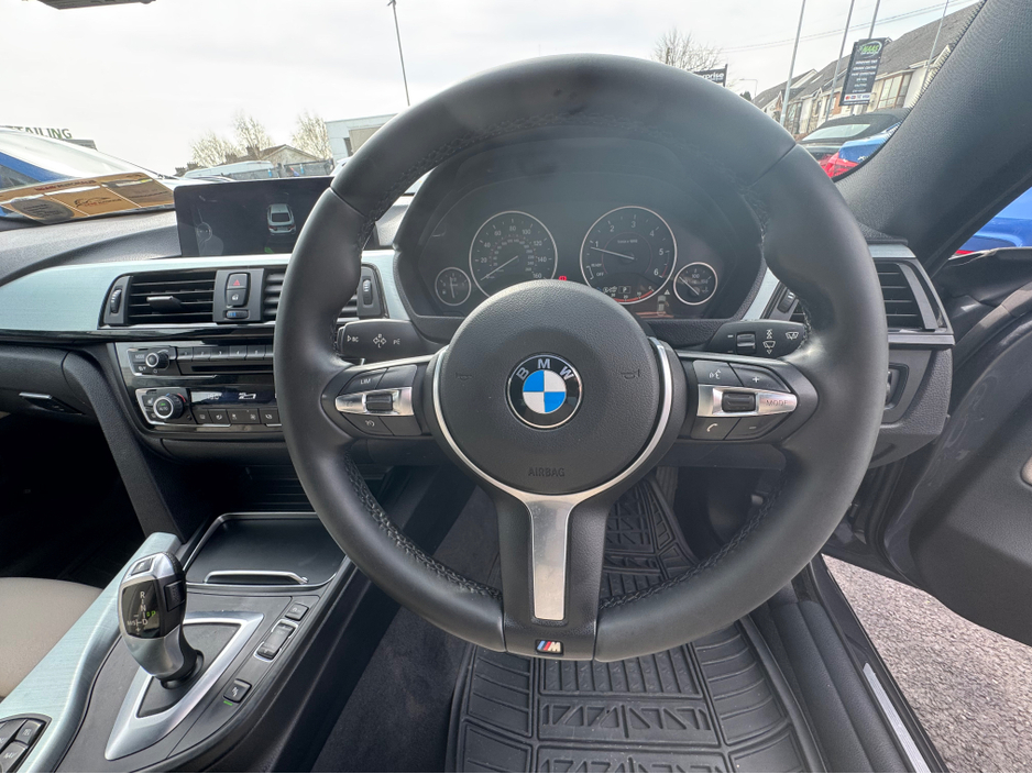 2016 BMW 4 Series - image 11