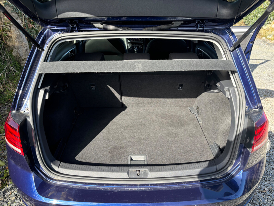 2019 Volkswagen Golf - image 22