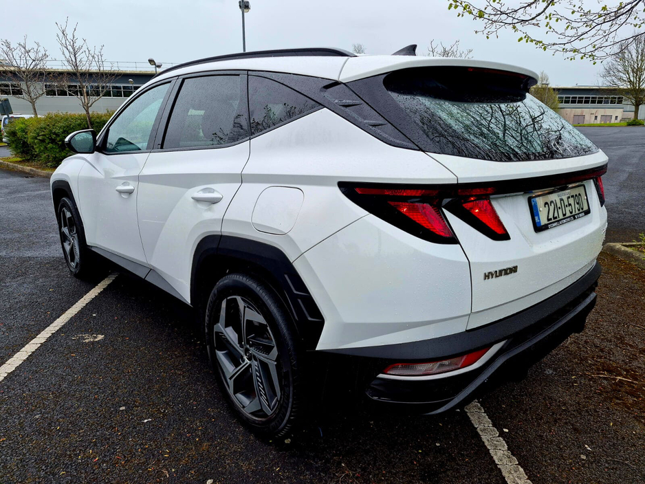 2022 Hyundai Tucson - image 3