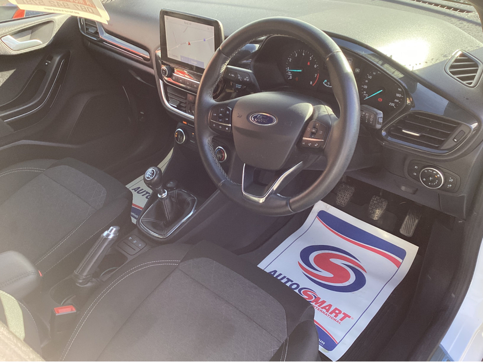 2020 Ford Fiesta - image 11