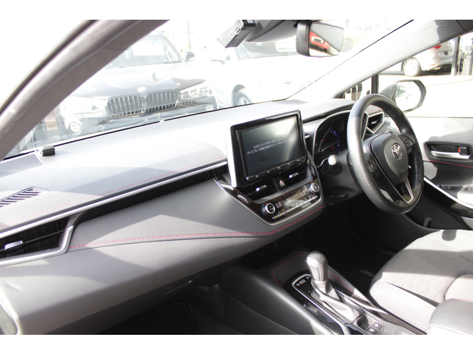 2018 Toyota Corolla - image 20