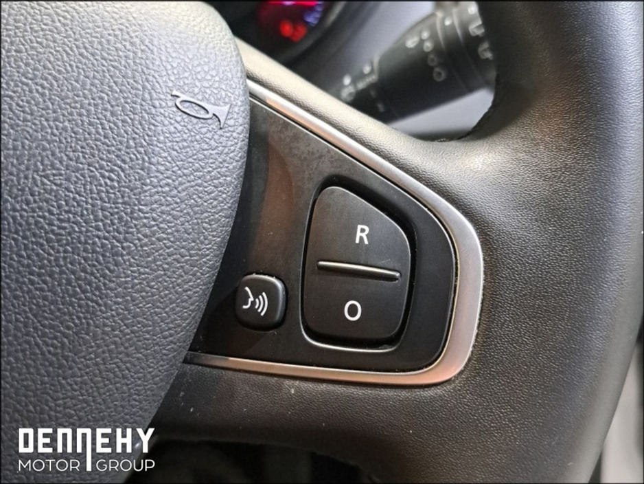 2019 Renault Captur - image 24