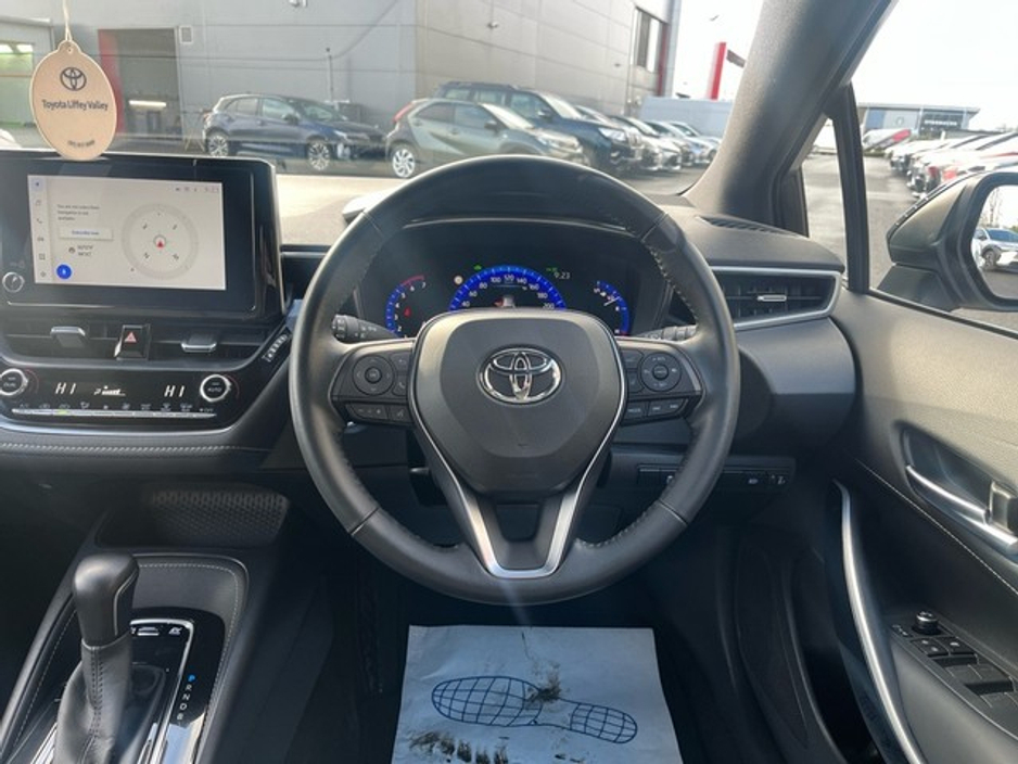 2022 Toyota Corolla - image 9