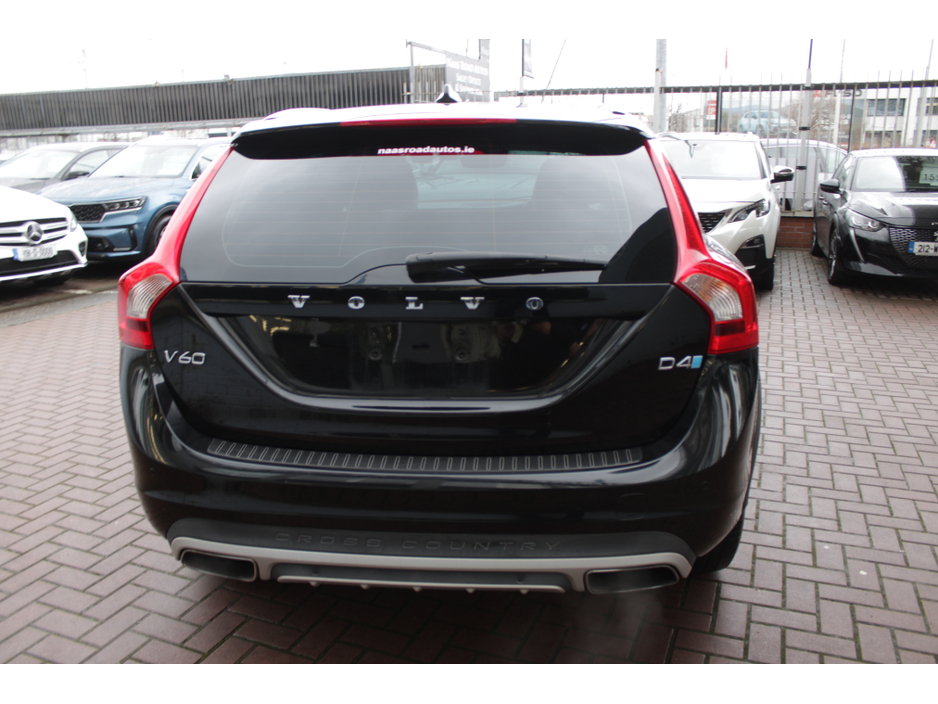 2016 Volvo V60 CROSS COUNTRY 2.0D4 180BHP  CROSS COUNTRY EDITION 5DR ESTATE AUTOMATIC // STUNNING CAR WITH ONLY 152, 000 KMS // BUY WITH CONFIDENCE AA AND SIMI APPROVED DEALER 2025 // FINANCE ARRANGED // ALL TRADE INS WELCOME // €15,950