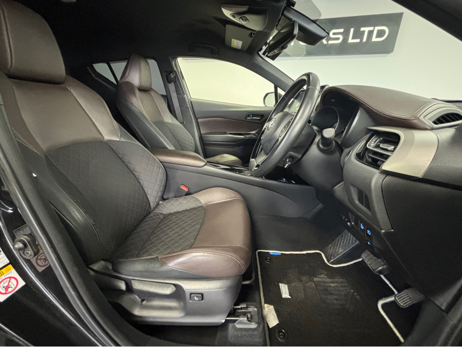 2018 Toyota C-HR - image 9