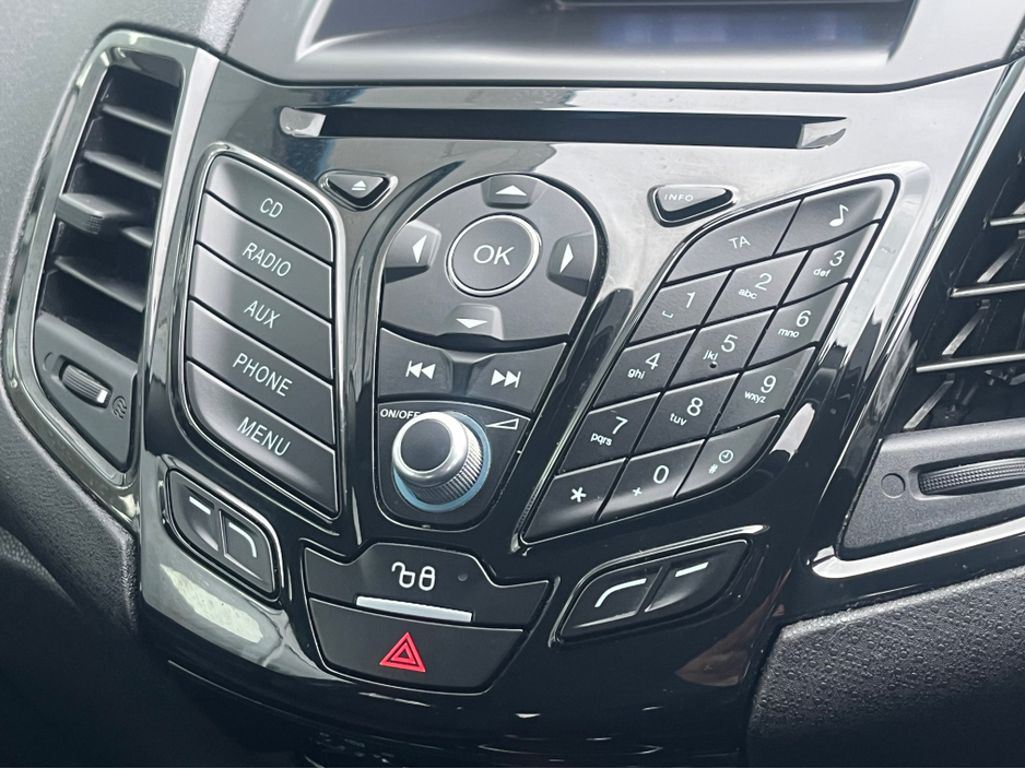 2016 Ford Fiesta 1.25 ZETEC 82PS 3DR €9,500