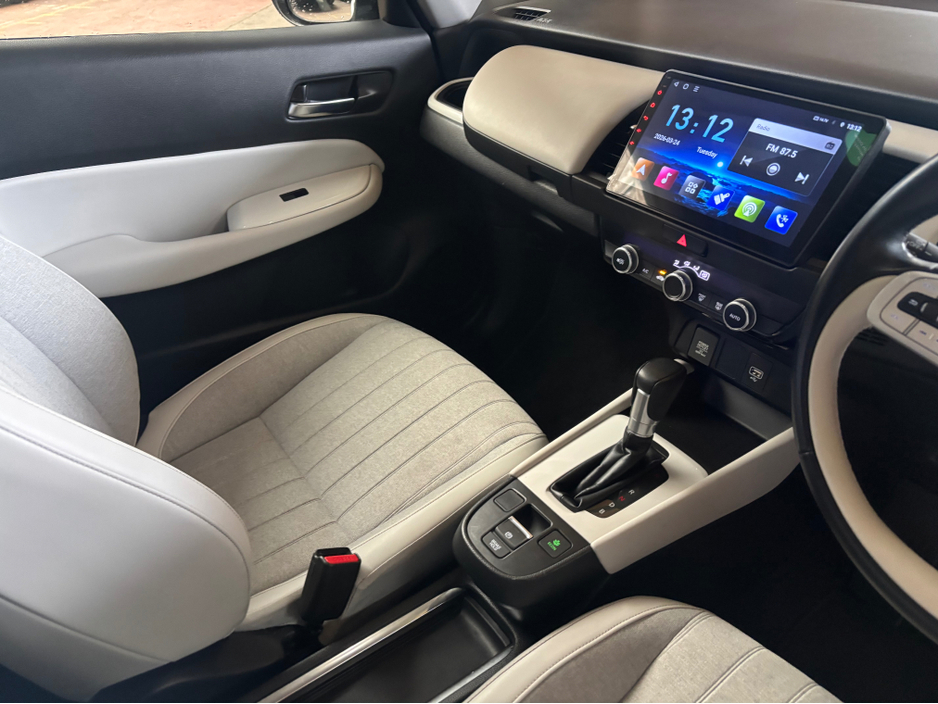 2021 Honda Jazz - image 9