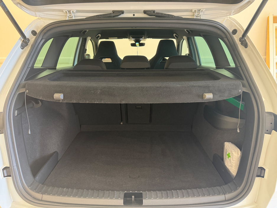 2023 Skoda Karoq - image 17