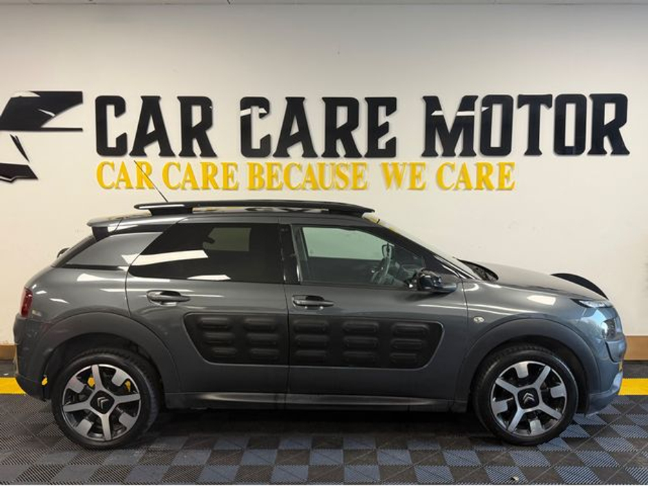 2018 Citroen C4 Cactus - image 3
