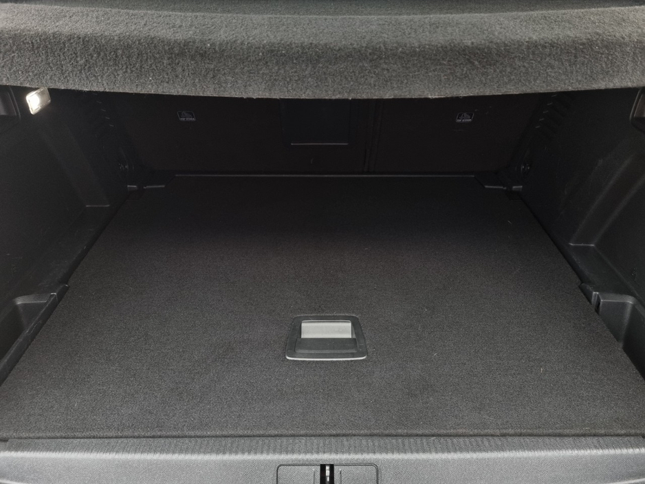 2019 Peugeot 3008 - image 29