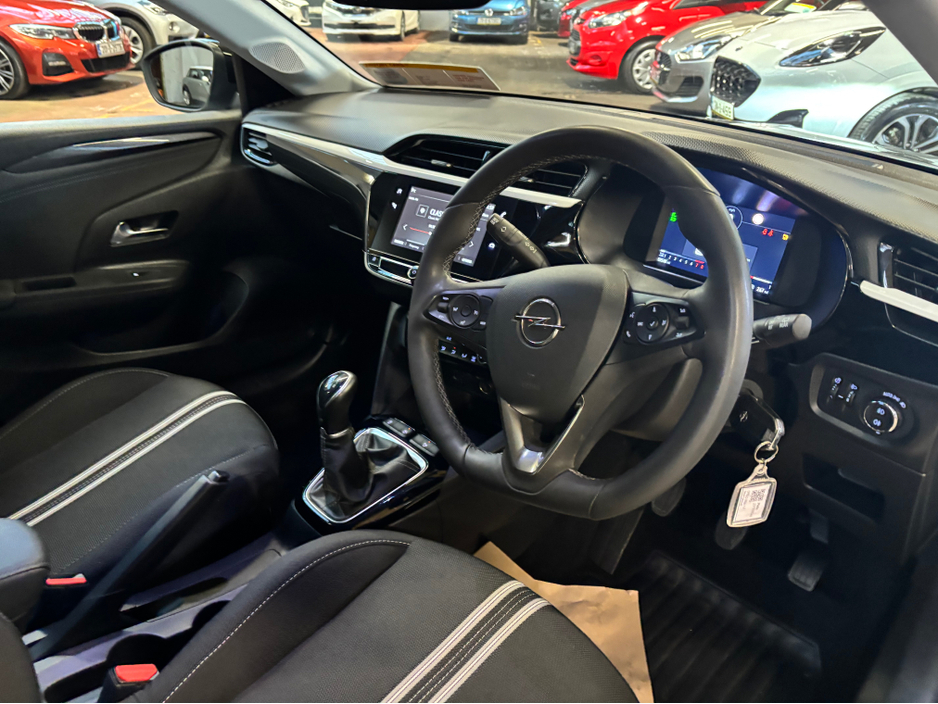 2023 Opel Corsa SPORT 1.2 75PS-PET-5SP 4DR €16,250