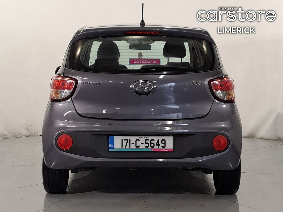 2017 Hyundai i10 - image 4