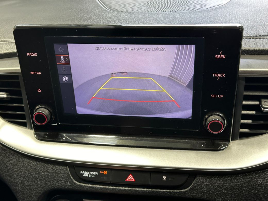 2023 Kia Ceed - image 18