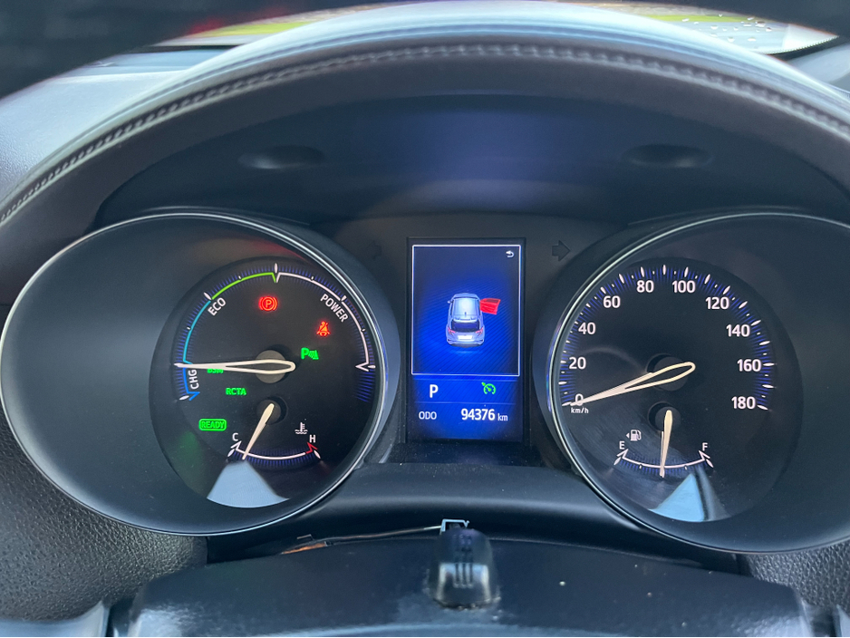 2017 Toyota C-HR 1.8 HYBRID AUTO LOW KM HIGH SPEC €17,750