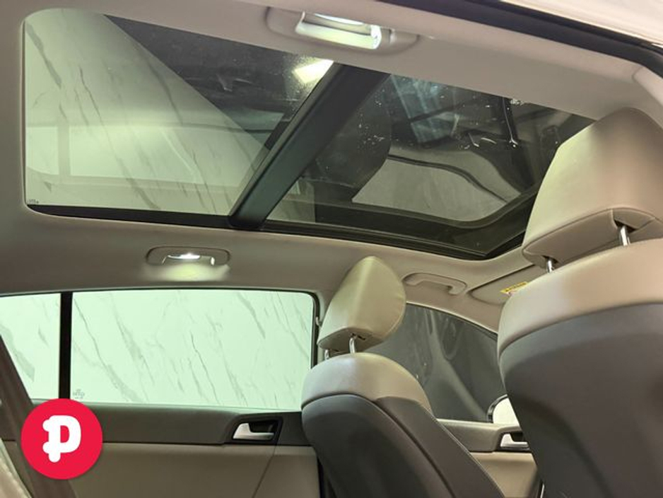 2018 Kia Sportage - image 10