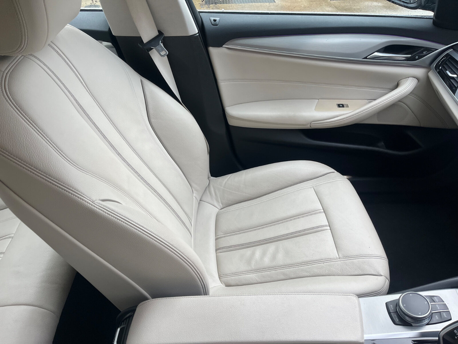 2020 BMW 5 Series 520d SE Auto €19,950